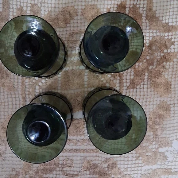 Glassware - Picture 4 of 4